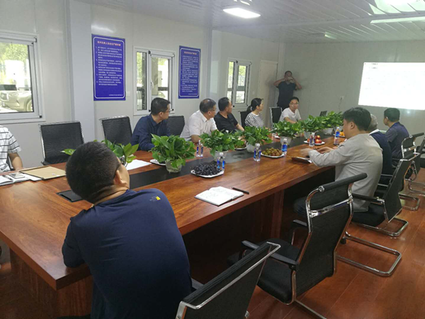 华体会官方网页版-华体会(中国)
领导现场调研丽水路道路工程